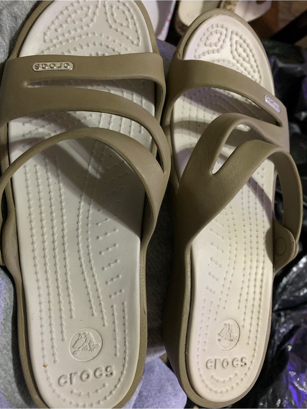 CROCS Women’s Tan Strappy Slide Sandals with White Footbed
